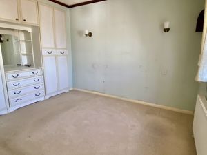 Bedroom- click for photo gallery